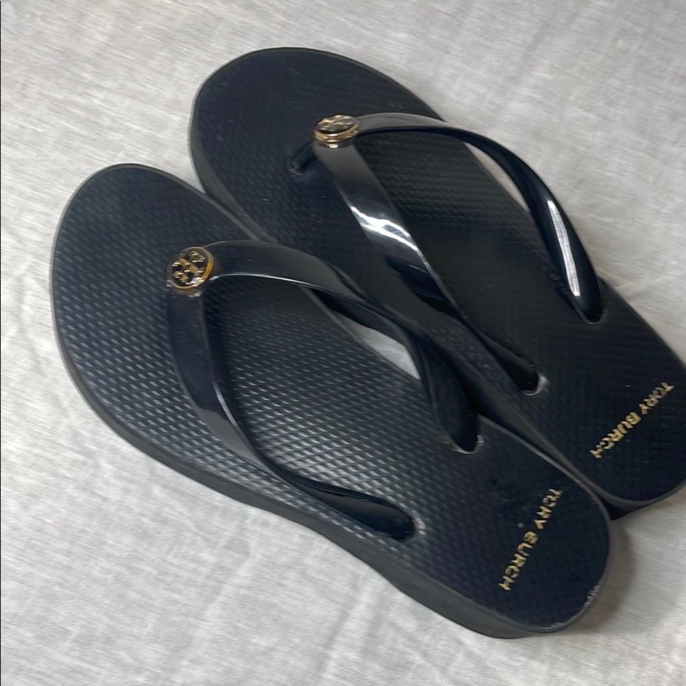 Tory Burch Black Sandals Sleek Minimalist Design